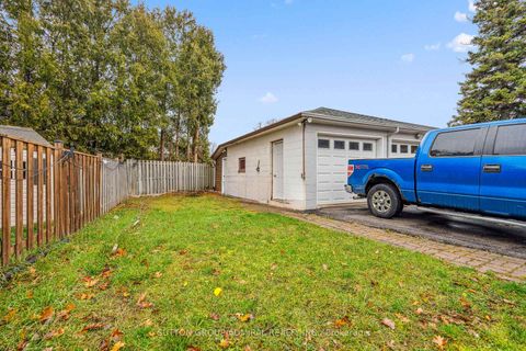 Photo 35 at 68 Wheatsheaf Crescent, Black Creek, Toronto