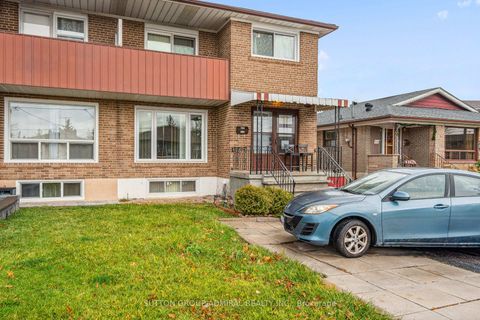Photo 39 at 68 Wheatsheaf Crescent, Black Creek, Toronto
