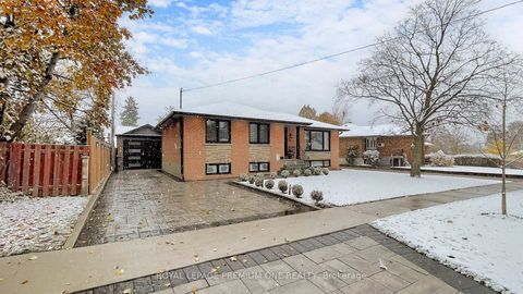 Photo 3 at 76 Alhart Drive, Beaumonde Heights, Toronto
