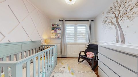 Photo 13 at 76 Alhart Drive, Beaumonde Heights, Toronto