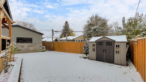 Photo 24 at 76 Alhart Drive, Beaumonde Heights, Toronto