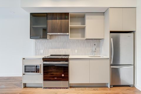 Photo 3 at PH20 - 395 Dundas Street W, GO Glenorchy, Oakville