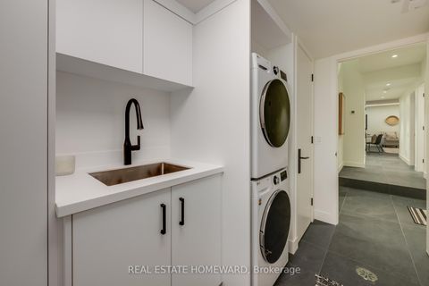 Photo 41 at 174 Kenilworth Avenue, The Beaches, Toronto