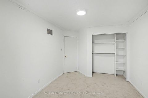 Photo 19 at 76 Beaumont Place, Uplands, Vaughan