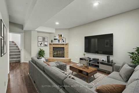 Photo 22 at 76 Beaumont Place, Uplands, Vaughan