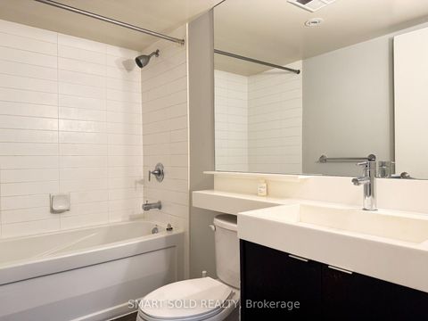 Photo 12 at 4608 - 25 Telegram Mews, Waterfront Communities C1, Toronto