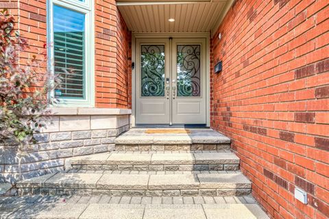 Photo 7 at 1387 Bayshire Drive, JC Joshua Creek, Oakville