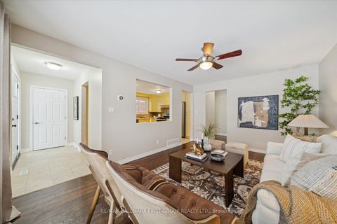 Photo 6 at 553 Harmony Road S, Donevan, Oshawa