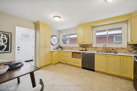 Photo 9 at 553 Harmony Road S, Donevan, Oshawa