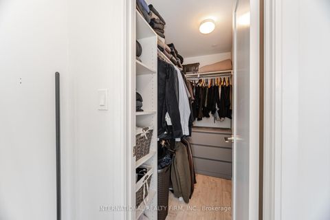 Photo 19 at 1012 - 27 Bathurst Street, Waterfront Communities C1, Toronto