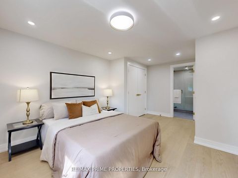 Photo 30 at 137 Old Surrey Lane, South Richvale, Richmond Hill