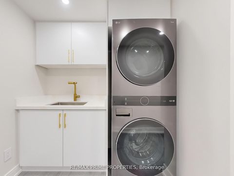 Photo 35 at 137 Old Surrey Lane, South Richvale, Richmond Hill