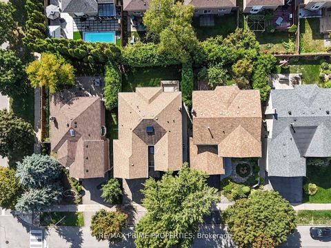 Photo 39 at 137 Old Surrey Lane, South Richvale, Richmond Hill