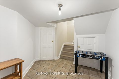 Photo 14 at 19 Maximillian Street, Vellore Village, Vaughan