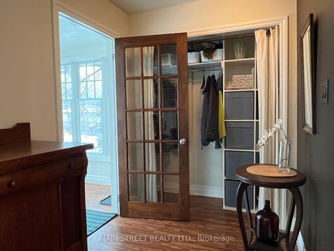 Photo 3 at 68 Hillview Drive, London, Newmarket