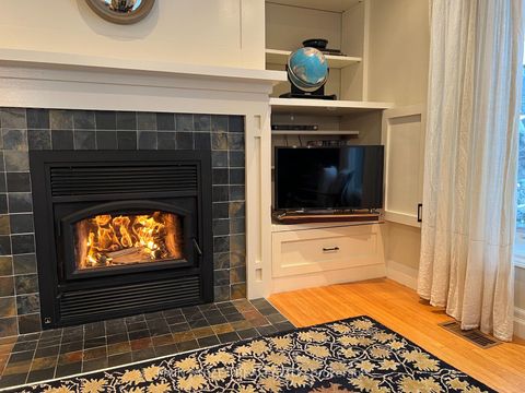 Photo 5 at 68 Hillview Drive, London, Newmarket