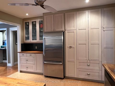 Photo 11 at 68 Hillview Drive, London, Newmarket