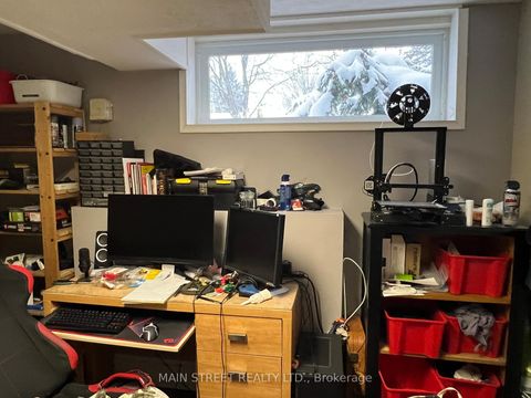 Photo 23 at 68 Hillview Drive, London, Newmarket