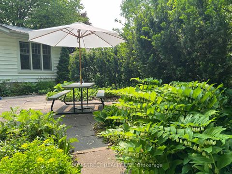 Photo 28 at 68 Hillview Drive, London, Newmarket