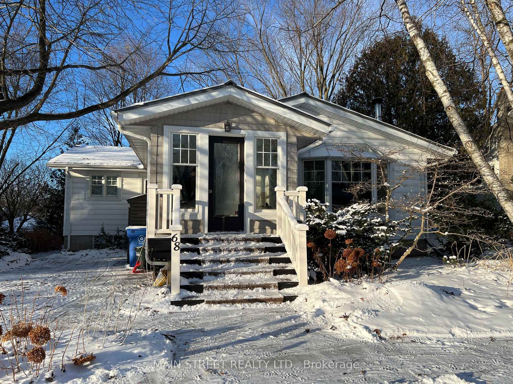 68 Hillview Drive, London, Newmarket 