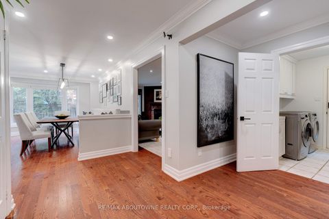 Photo 23 at 1586 Heritage Way, GA Glen Abbey, Oakville