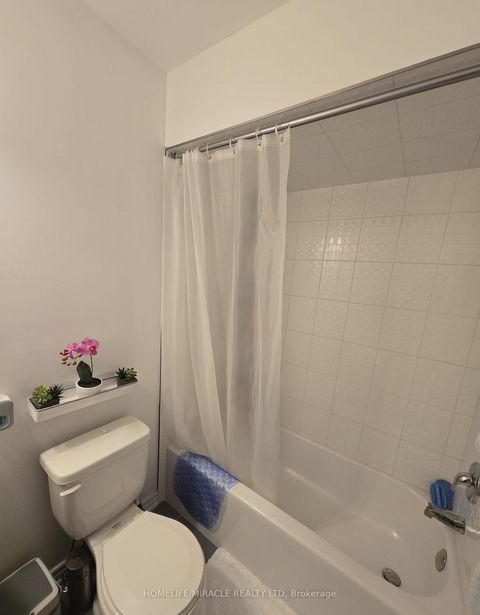 Photo 7 at 27 - 1 Leggott Avenue, Painswick North, Barrie