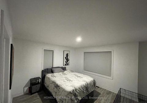 Photo 19 at 27 - 1 Leggott Avenue, Painswick North, Barrie