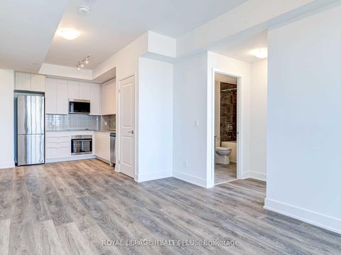 Photo 9 at 2107 - 297 Oak Walk Drive, RO River Oaks, Oakville