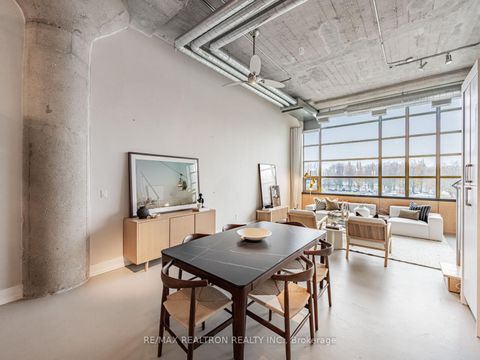 Photo 7 at 208 - 637 Lake Shore Boulevard, Niagara, Toronto