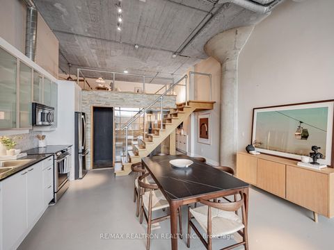 Photo 9 at 208 - 637 Lake Shore Boulevard, Niagara, Toronto