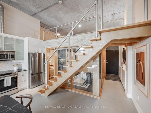 Photo 10 at 208 - 637 Lake Shore Boulevard, Niagara, Toronto