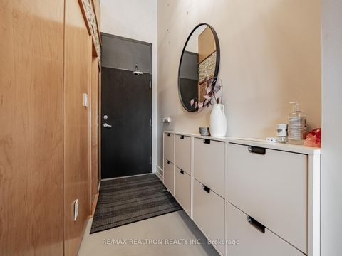 Photo 13 at 208 - 637 Lake Shore Boulevard, Niagara, Toronto