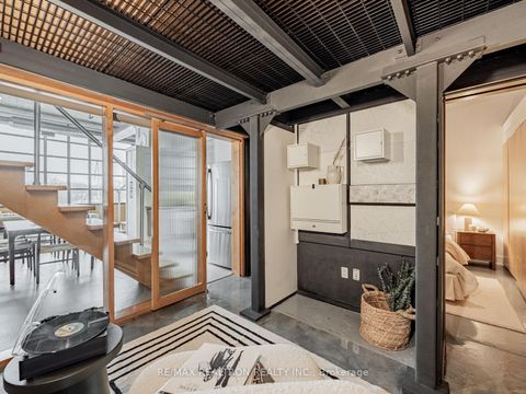 Photo 15 at 208 - 637 Lake Shore Boulevard, Niagara, Toronto