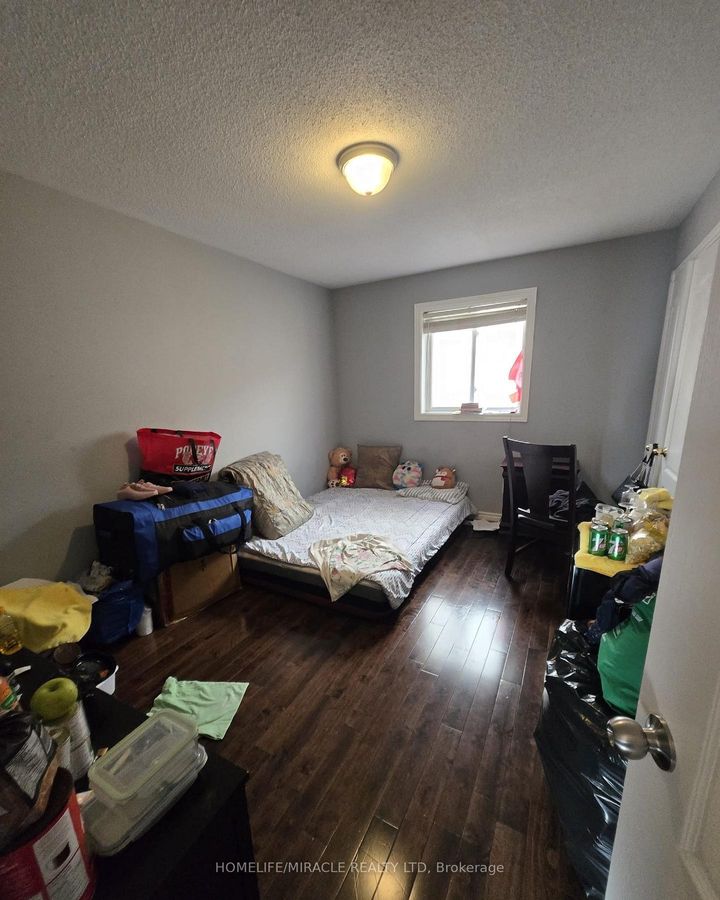 Photo 9 at 10 Gina Drive, Vellore Village, Vaughan