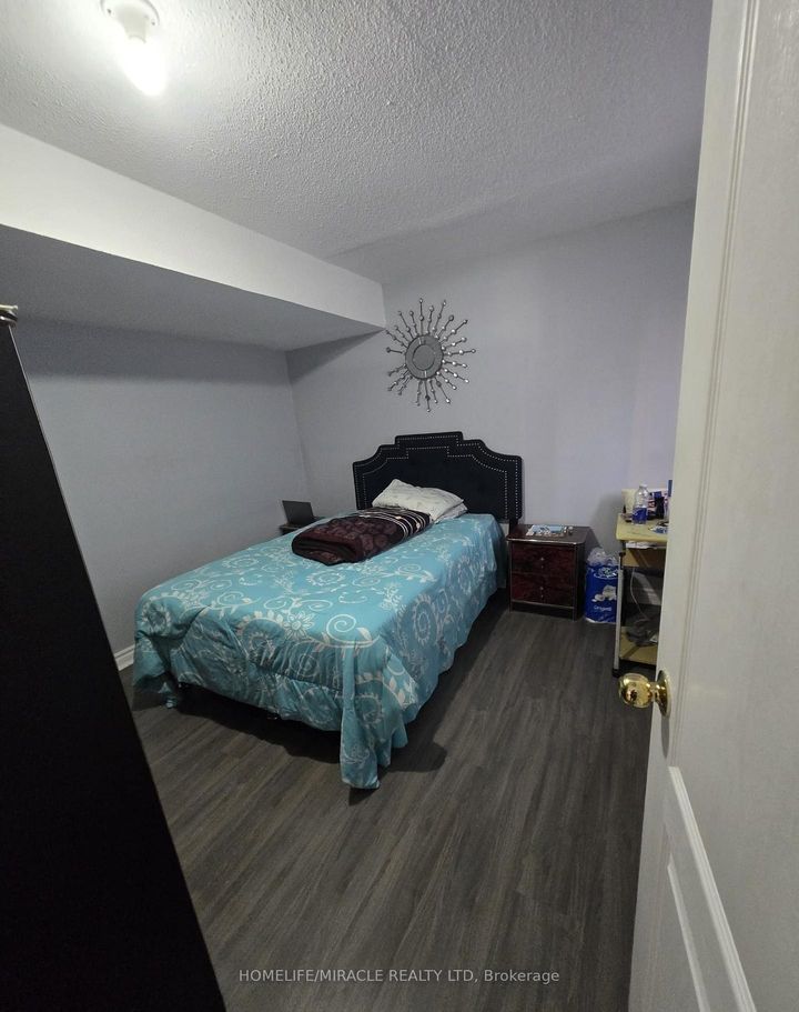 Photo 26 at 10 Gina Drive, Vellore Village, Vaughan