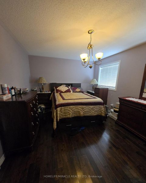 Photo 27 at 10 Gina Drive, Vellore Village, Vaughan