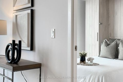 Photo 35 at 2611 - 501 Yonge Street, Yonge Corridor, Toronto