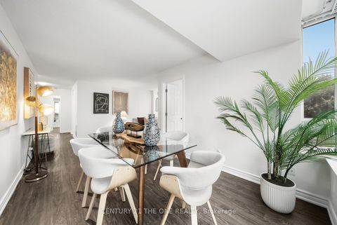 Photo 14 at 216 - 7 Bishop Avenue, Newtonbrook East, Toronto