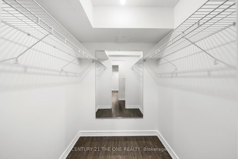 Photo 31 at 216 - 7 Bishop Avenue, Newtonbrook East, Toronto