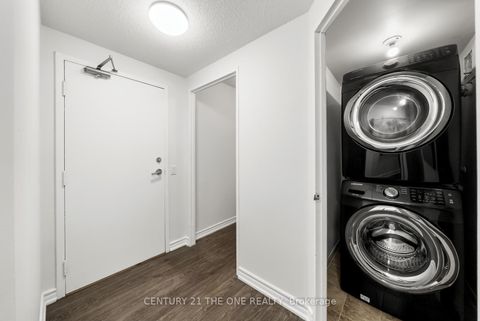 Photo 34 at 216 - 7 Bishop Avenue, Newtonbrook East, Toronto