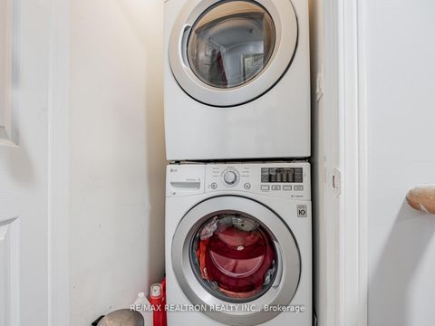 Photo 12 at 15D Overlea Boulevard, Thorncliffe Park, Toronto