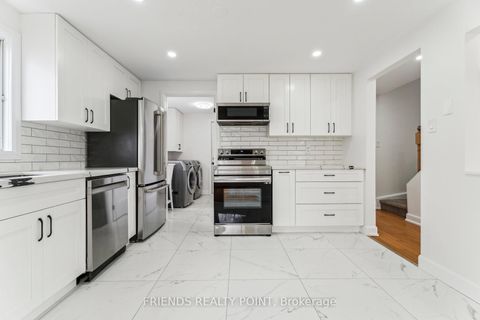 Photo 11 at 55 Browning Trail, Letitia Heights, Barrie