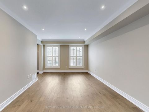 Photo 6 at 139 John West Way, Bayview Wellington, Aurora