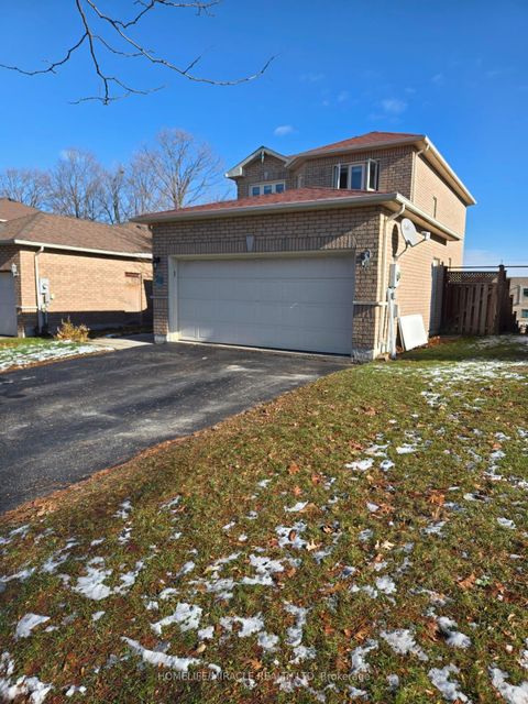 Photo 1 at 29 Nicholson Drive, Ardagh, Barrie
