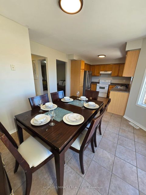 Photo 14 at 29 Nicholson Drive, Ardagh, Barrie