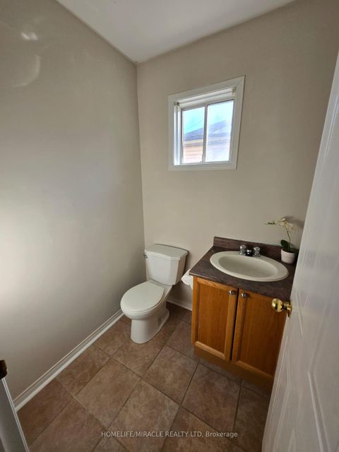 Photo 15 at 29 Nicholson Drive, Ardagh, Barrie
