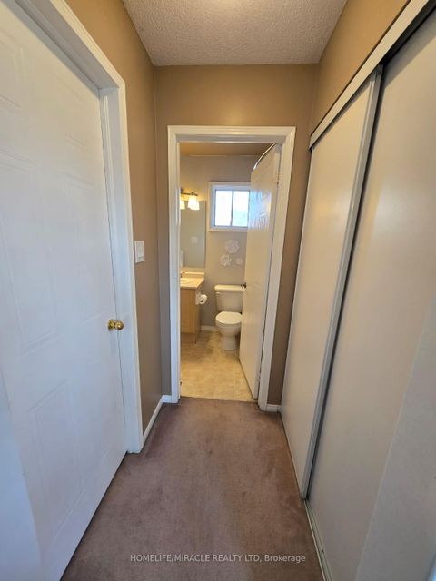 Photo 25 at 29 Nicholson Drive, Ardagh, Barrie