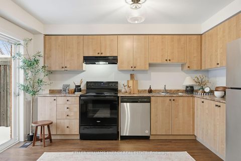 Photo 3 at 17 - 1280 Harmony Road N, Pinecrest, Oshawa