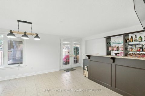 Photo 22 at 4 Isaac Devins Avenue, East Woodbridge, Vaughan