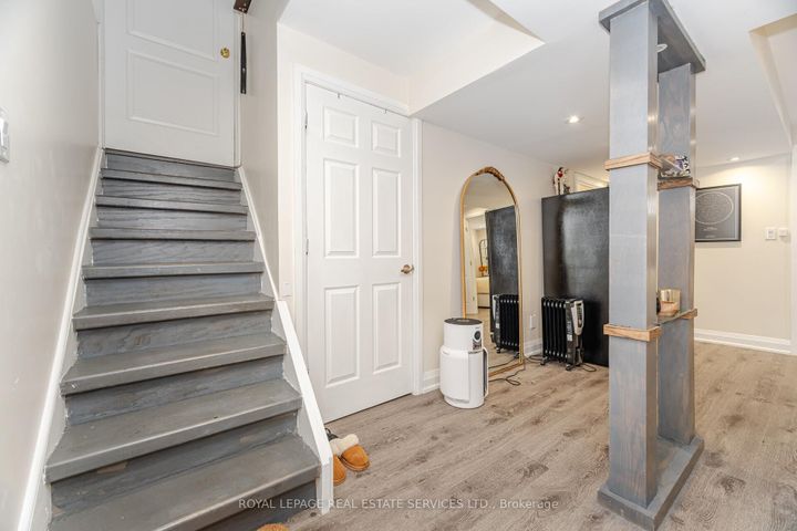 Photo 32 at 52 Wildberry Crescent, Wellington, Brampton